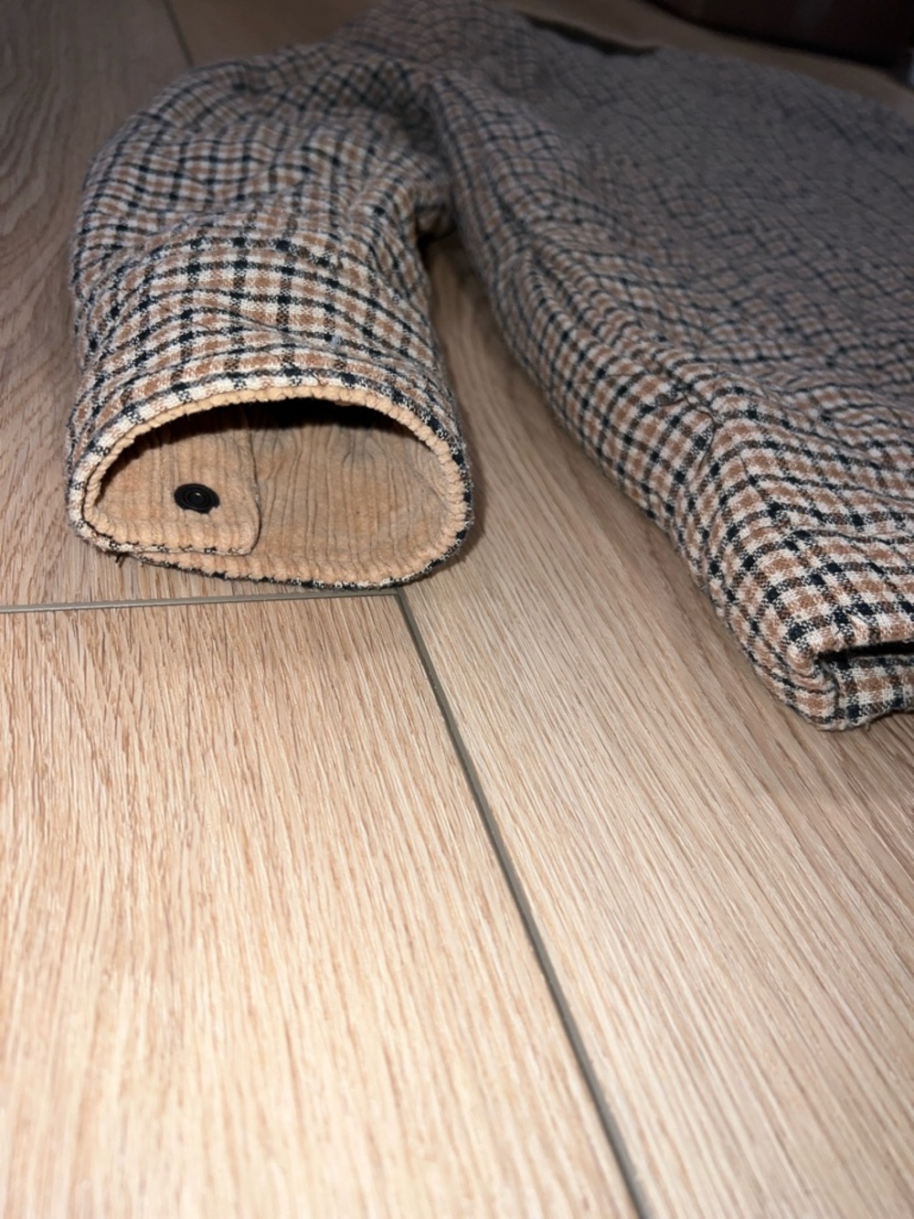 Zara Checked Shirt Jacket with Tan Corduroy Collar - Picture 12 of 16